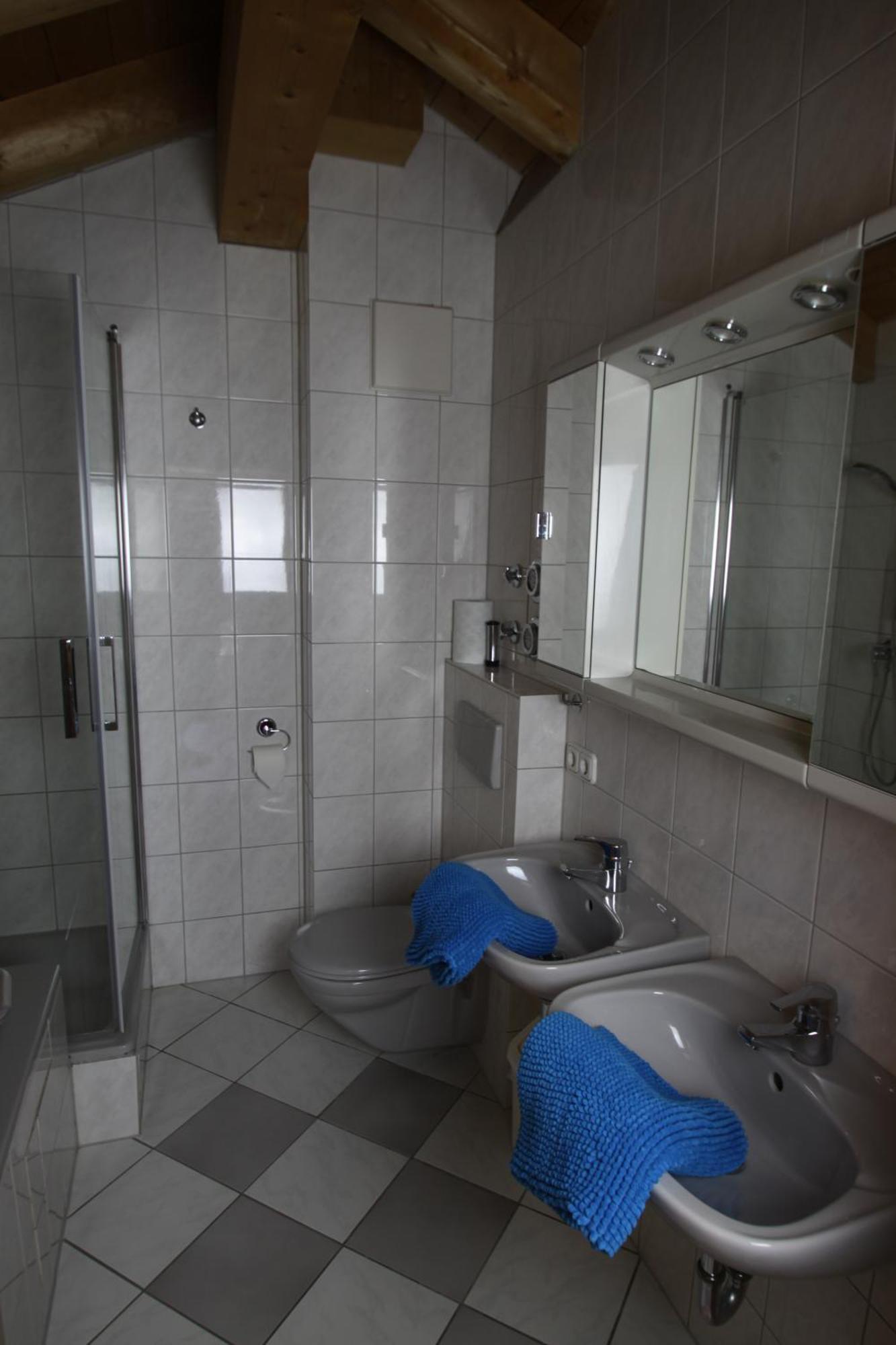 Ferienwohnung Almhuettenweg Dreitorspitze Гарміш-Партенкірхен Екстер'єр фото